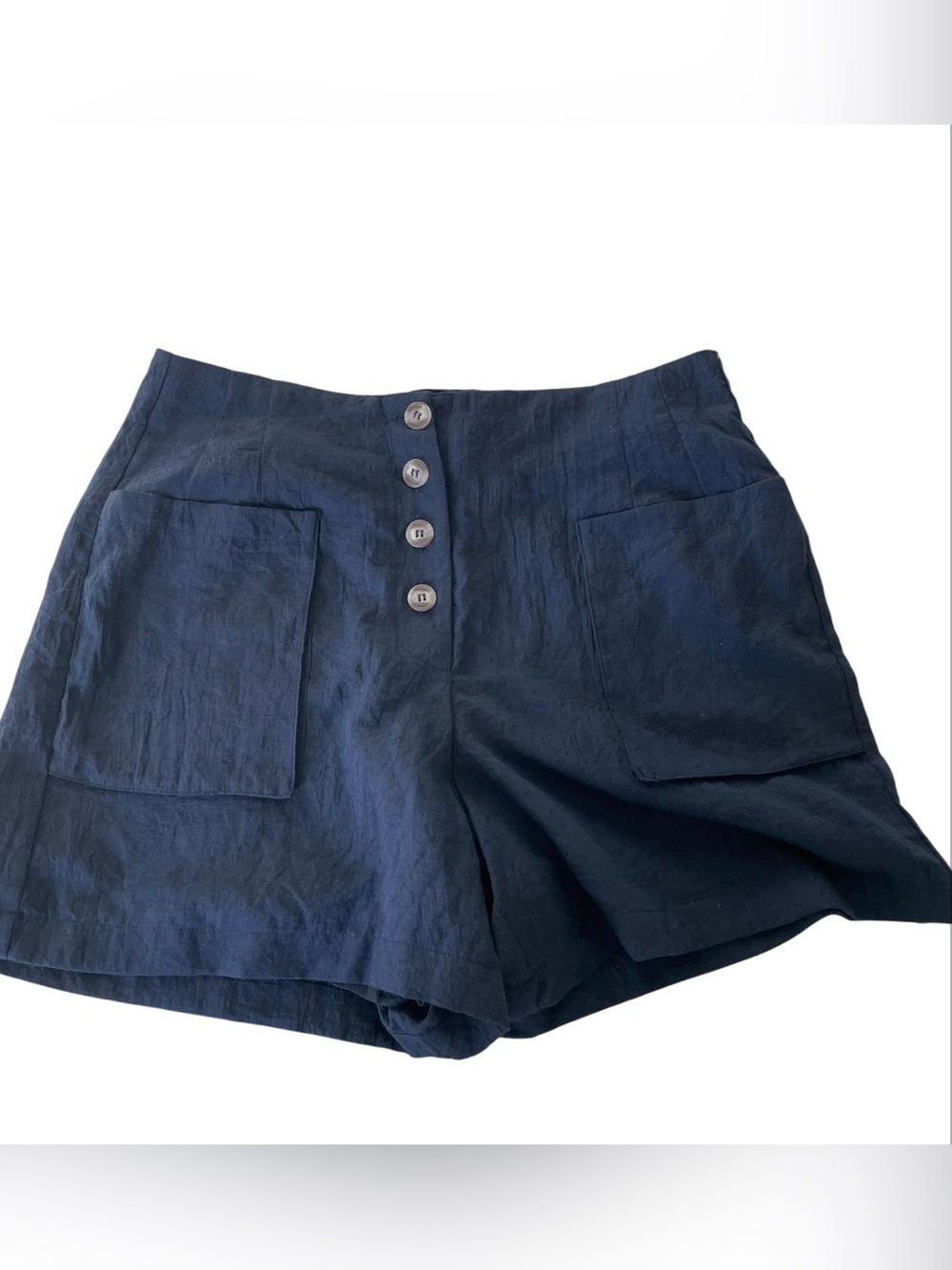 Evidnt Size Medium Women’s Button Front Shorts New With Tags